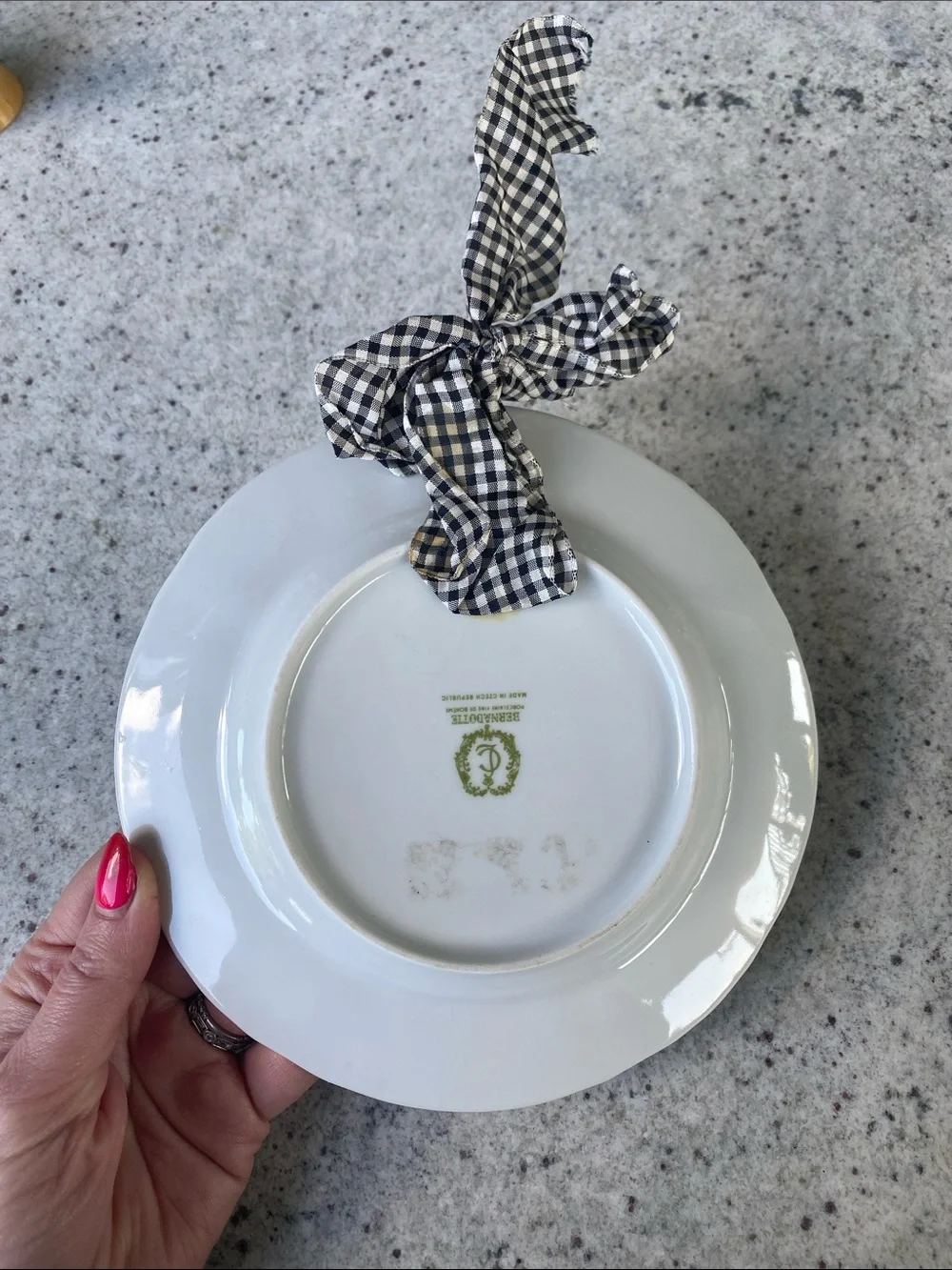 White Decorative Dog Plate - Home Dining Accent